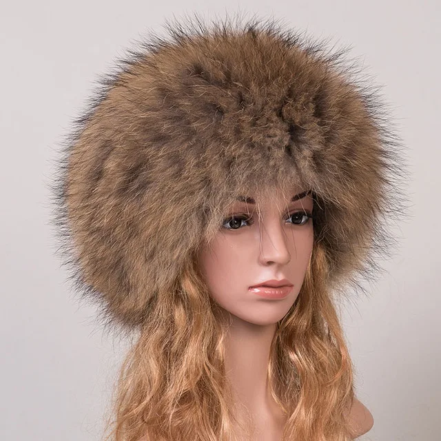 Женская шапка зимняя из 100% натурального Лисьего меха с помпоном Меха чернобурки