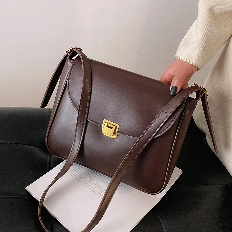 

Сумка-мессенджер женская кожаная, 2021