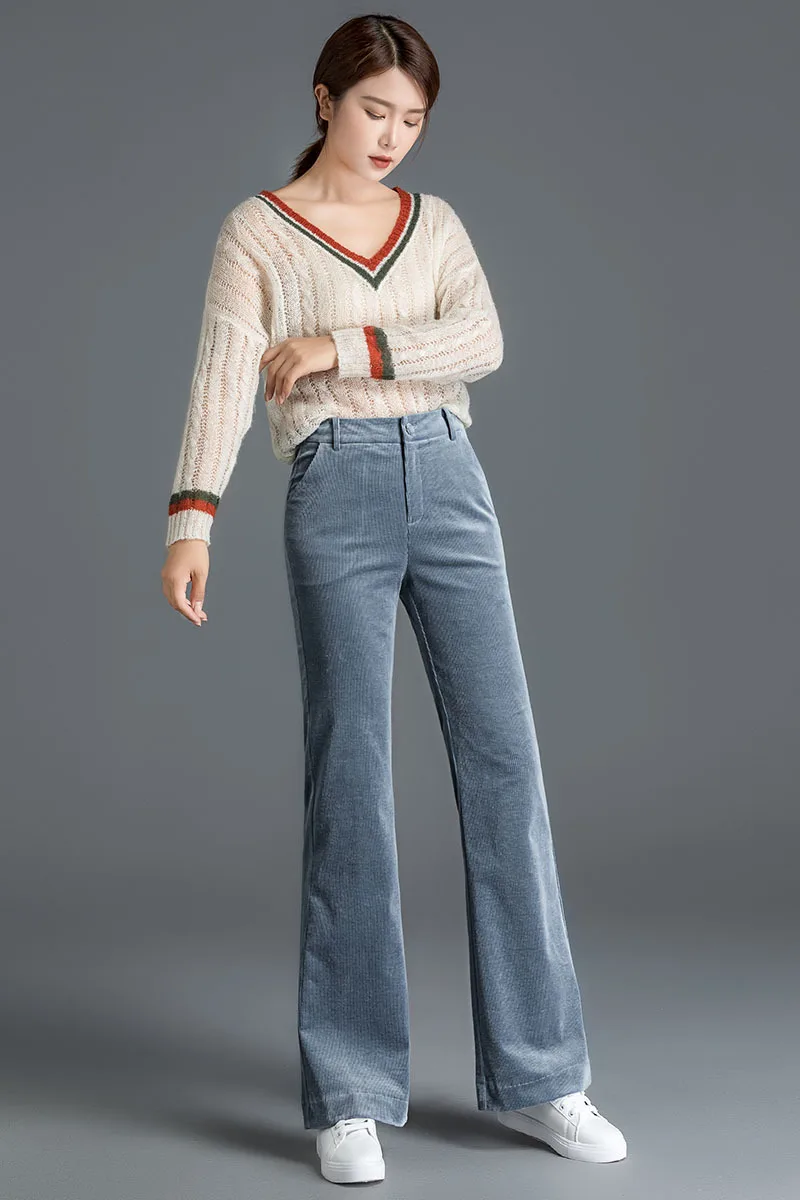 Женские осенне зимние расклешенные брюки вельветовые женские однотонные