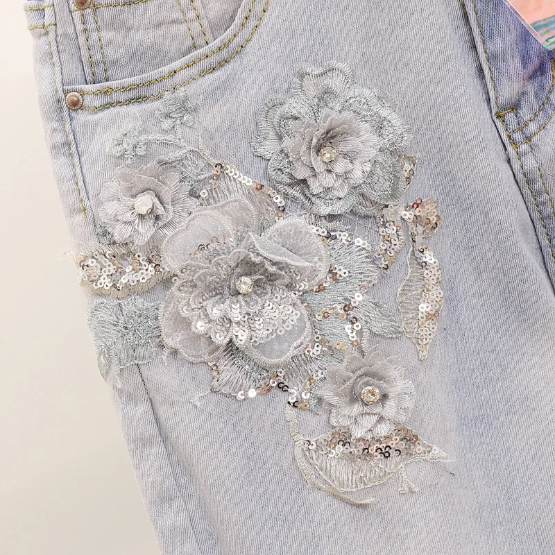 Женский комплект из футболки и джинсов хлопковый двух предметов футболка с 3D