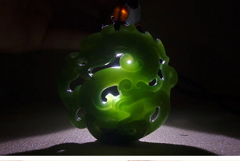 Кулон из натурального зеленого нефрита кулон с вырезами ручной работы ожерелье