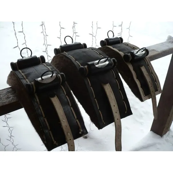 Седелка упряжная прямая с точёными колодочками для лошади | Спорт и развлечения