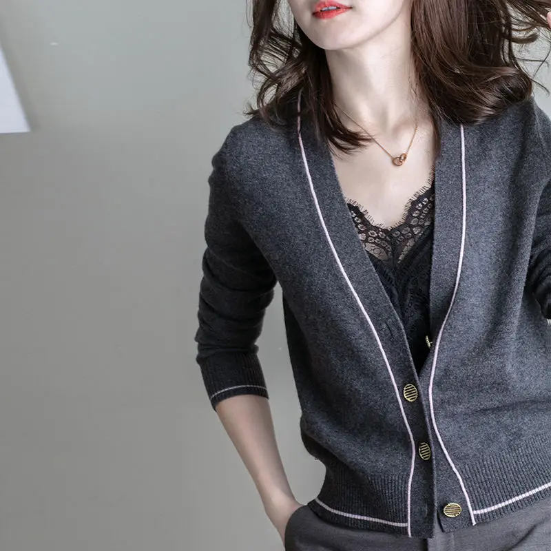 

Cardigan Short Single Breasted Long Sleeve Fashion Sweaters Female Chic V-Neck Casual Knitted Tops 2021 Spring Autumn New