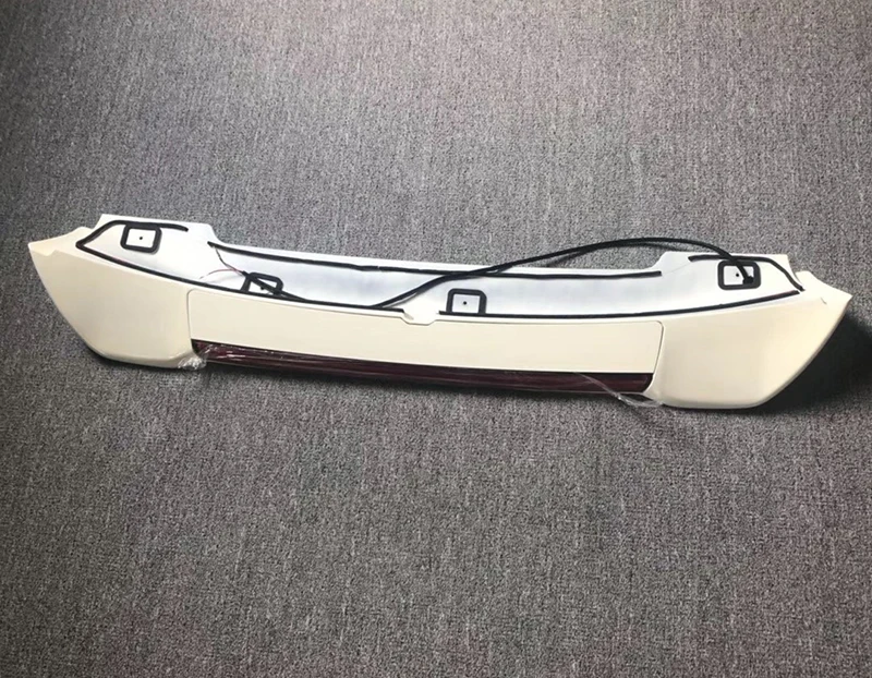 Задняя светодиодная подсветка Обложка спойлера отделка белого цвета для Toyota Land