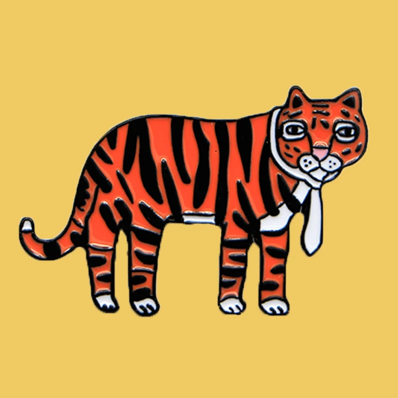 

SP808 Tiger Cool Animal Pins Enamel Brooches for Women Men Lapel pin Cartoon Metal Badge Collar Jewelry Gift