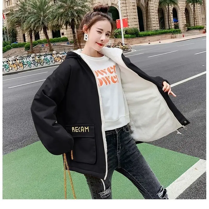 Женская зимняя куртка с капюшоном толстая парка хлопковой подкладкой женская