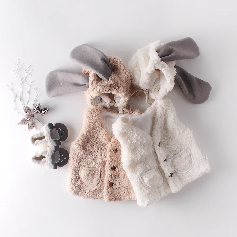 

Winter new warm cardigan lamb cashmere vest coat hat