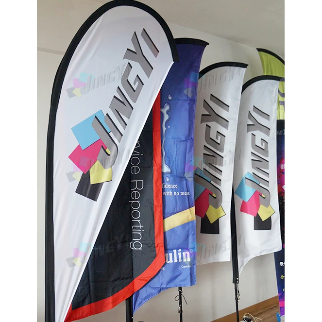 Флаг каплевидной формы демонстрация рекламы на открытом воздухе флаг