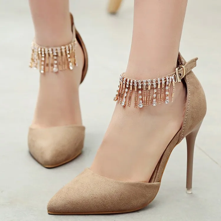 Босоножки на высоком каблуке Женская обувь летняя пикантная и милая Большие