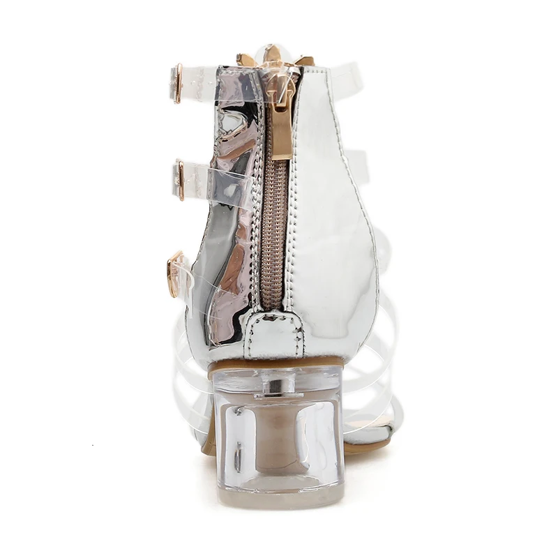 Модная женская обувь 2018 в богемном римском стиле с ремешком и пряжкой пляжная