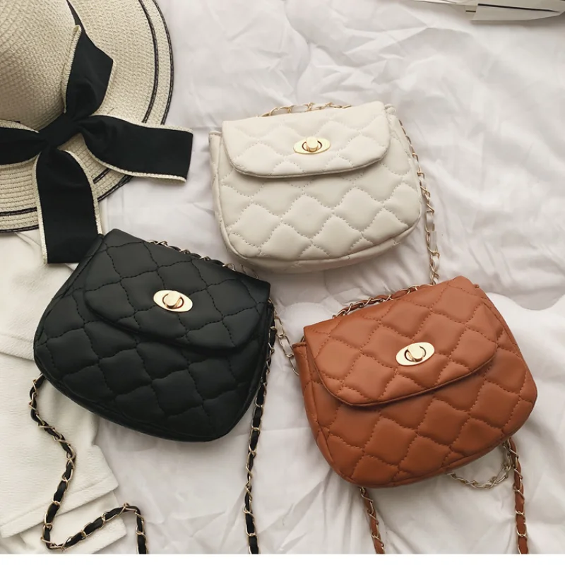 

Модная однотонная сумка через плечо для женщин, тканая сумочка из искусственной кожи, дизайнерский Повседневный чемоданчик с цепочкой и ро...