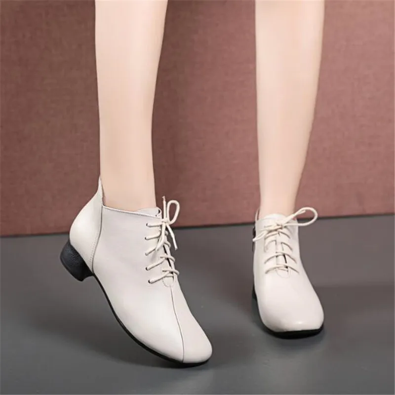 

Hot 2019 New Autumn Genuine Leather Shoes Woman Boots Soft Comfortable Low-heel Shoes Ankle Boots Large Size 41-43 Martin Boots