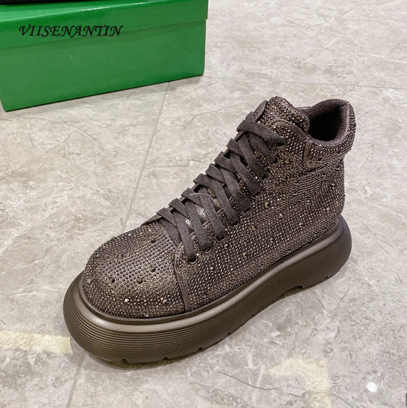 

Ботинки-мартинсы с круглым носком, рыцарские полусапожки на платформе с кристаллами, на танкетке, с поперечным Ремешком, весна-осень