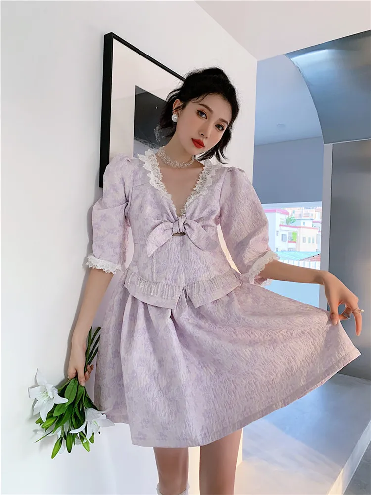 

2021 Summer Fashion Design Sense V-Neck Bowknot Puff Sleeve Dress Women