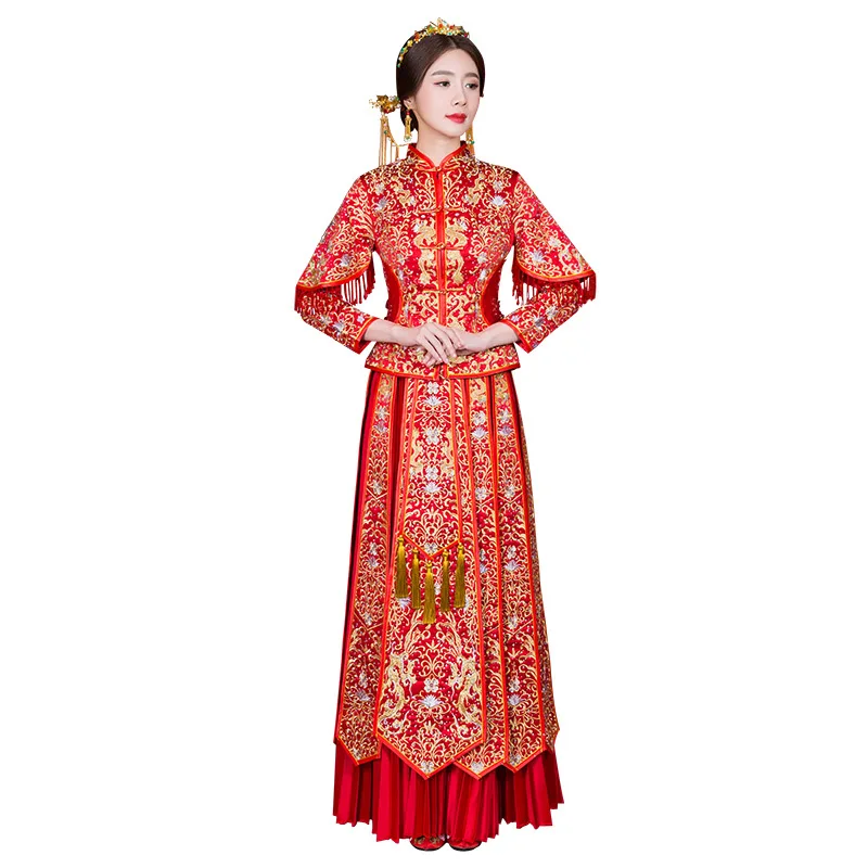 

Plus Size Female Wedding Dress Chinese Style Cheongsam Exquisite Embroidery Marriage Set Overseas Chinese Bride Costume 3XL 4XL