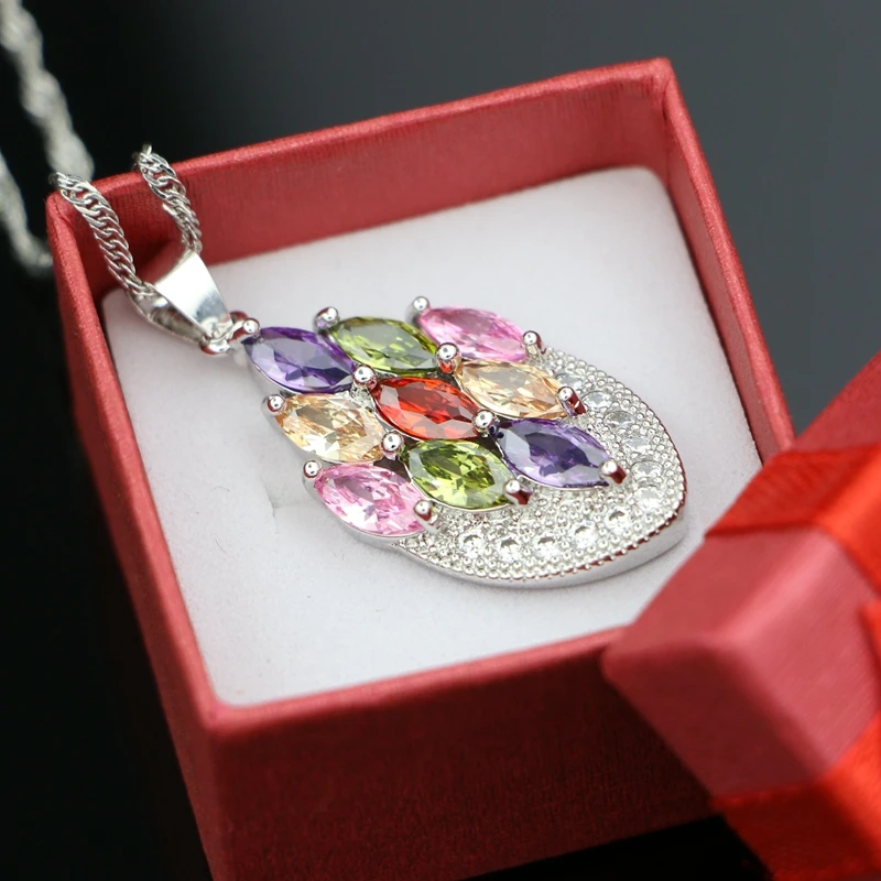 Ожерелье женское из серебра 925 пробы с кубическим цирконием и белыми кристаллами