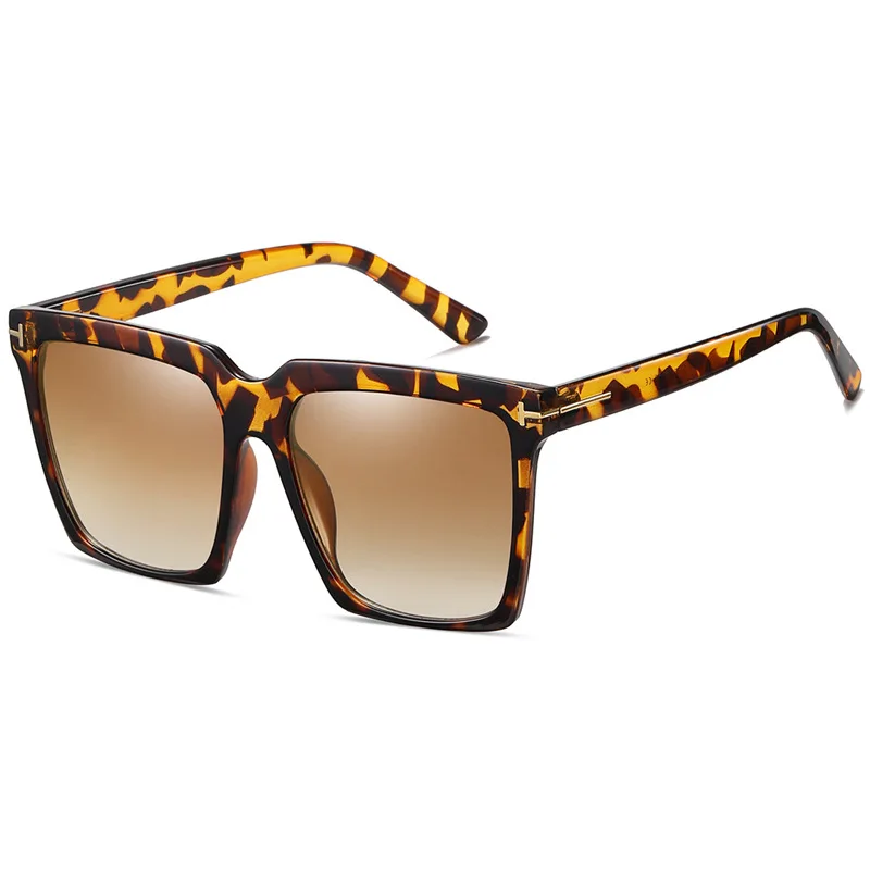 

Солнечные очки в винтажном стиле UV400 для мужчин и женщин, поляризационные солнцезащитные аксессуары в большой квадратной оправе, с градиентными линзами