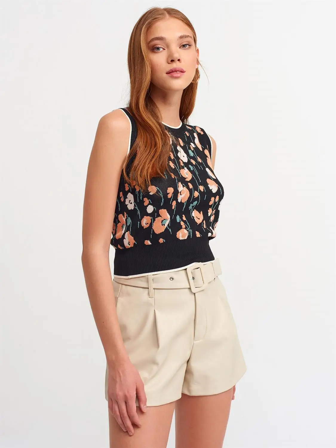 

Women's Spring-Summer Crew Neck Floral Pattern Sweater-Black