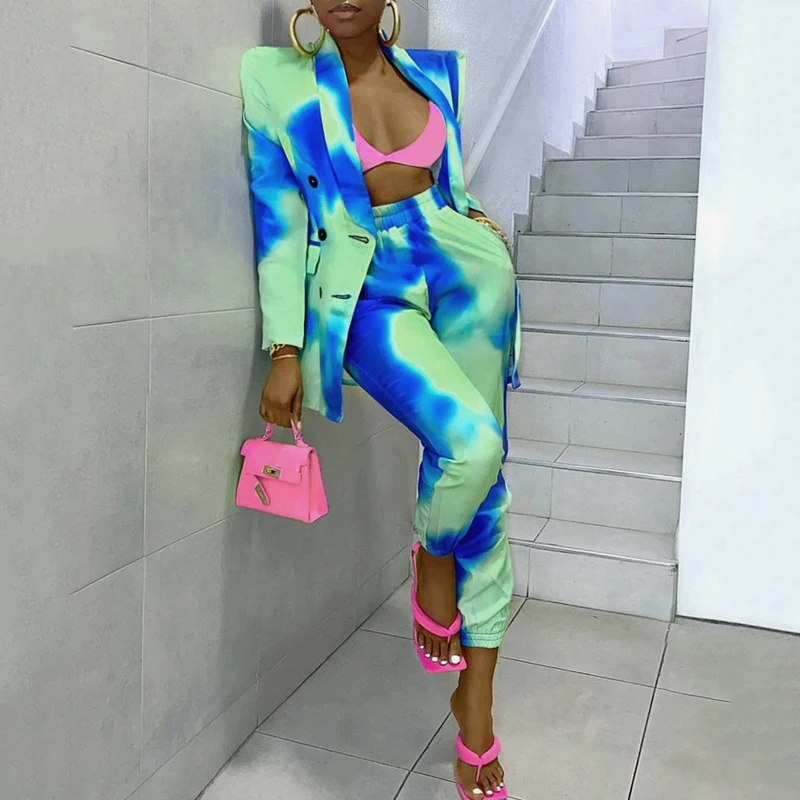 

Костюм спортивный женский из блейзера с длинным рукавом и брюк