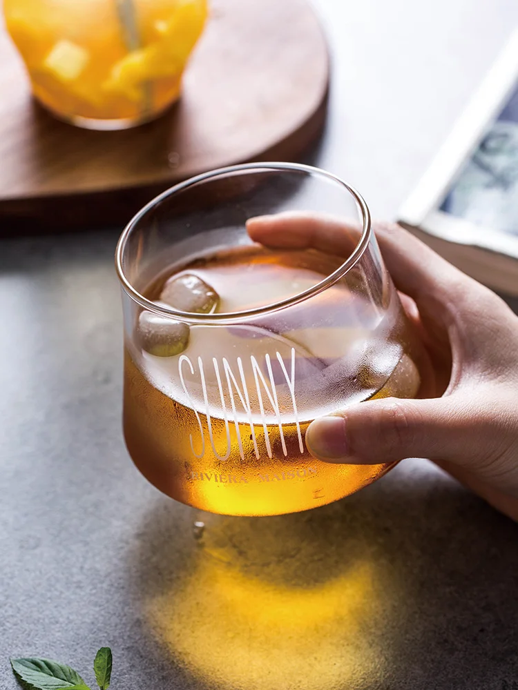 Скандинавская стеклянная чашка для питья прозрачная элегантная пивная кружка