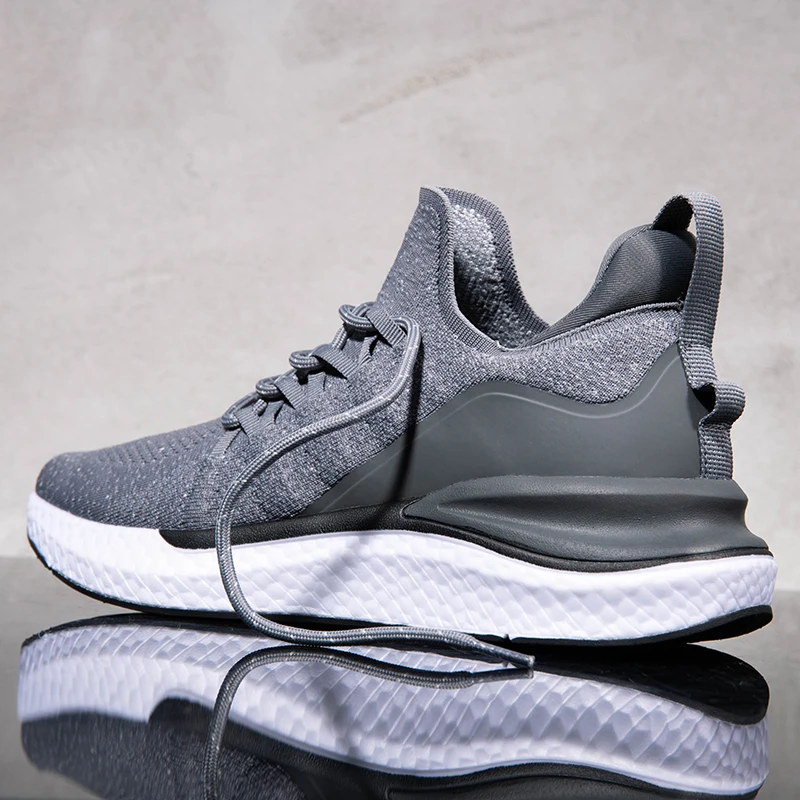 SALUDAS Men Sports Shoes Sneakers Lightweight Breathable Canvas Shoes Outdoor Running Shoes Casual Zapatillas Tennis Shoes