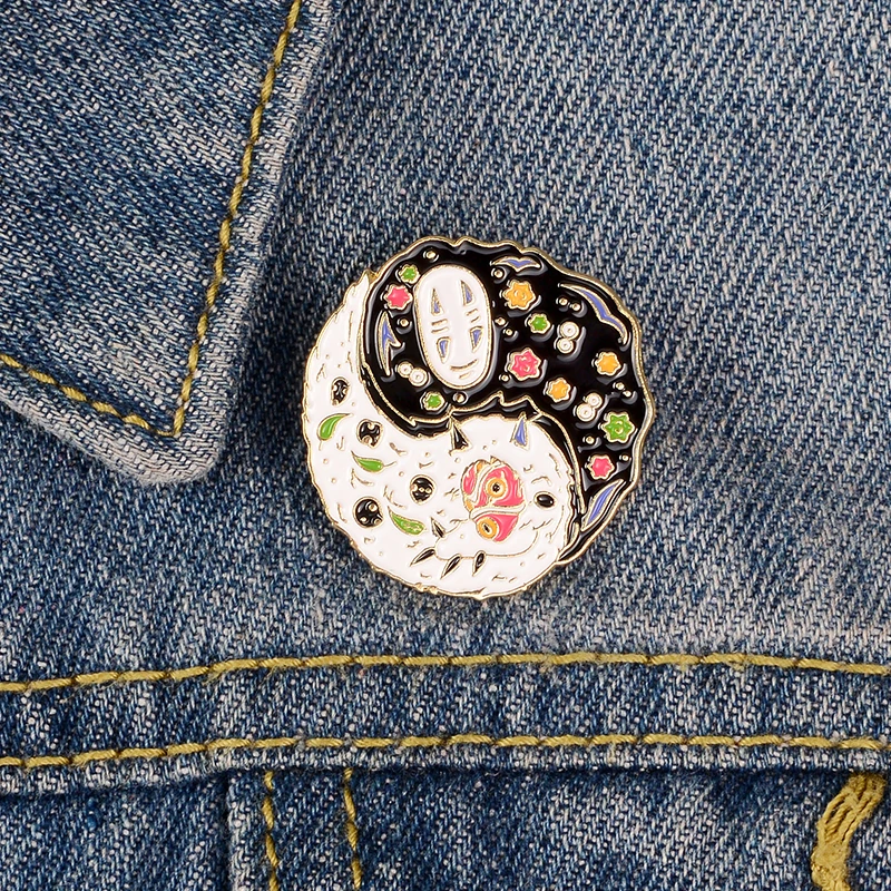 

Life and death Pins Anime character Brooches Jewelry Chinese Taoist yin yang philosophy Pins Badges Gift for Nation Culture Fans