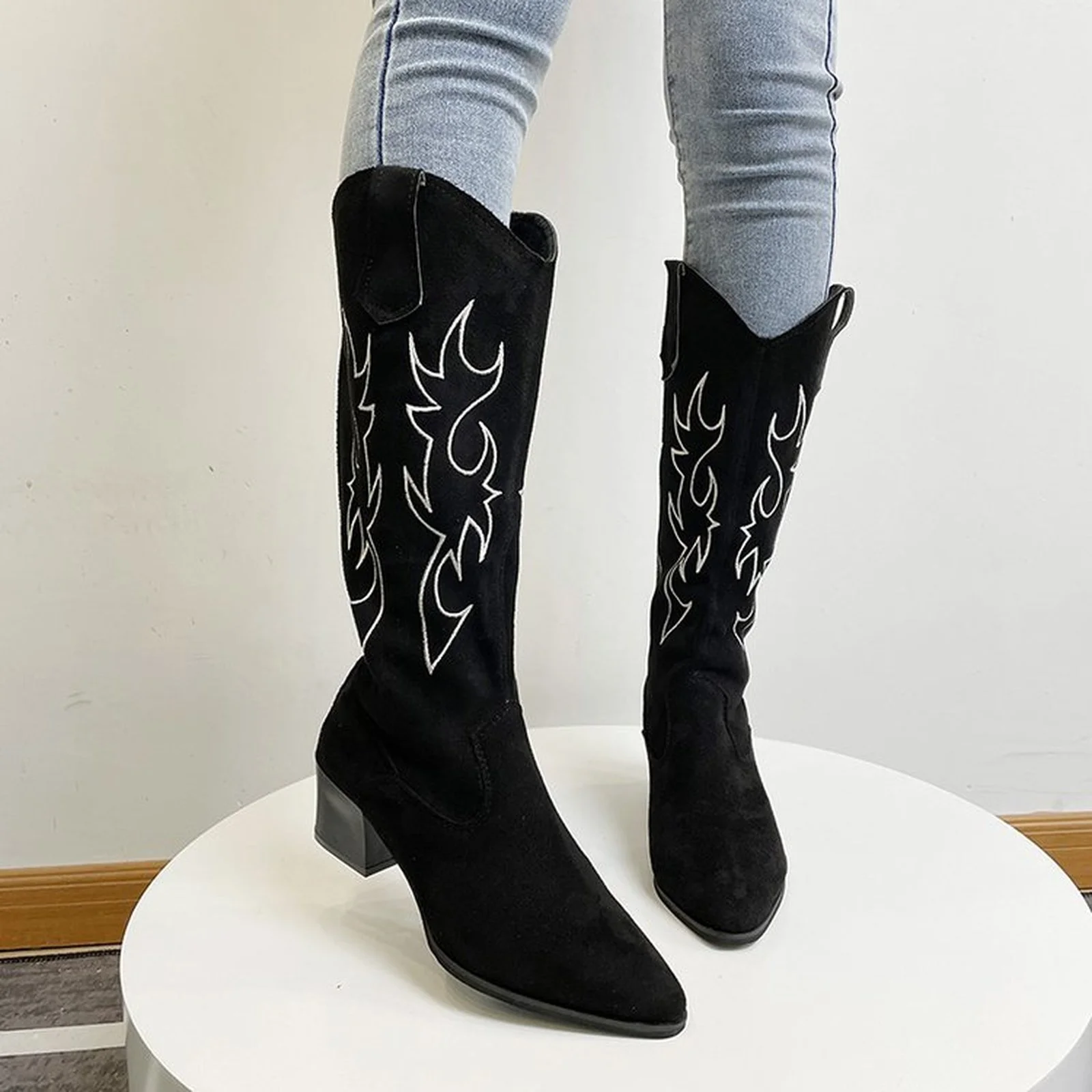 

Western Cowboy Boots Pointed Toe Women's Shoes Brand Embossed Suede Boots Medium Calf Thick Heel Boots Large Size Women's Shoes