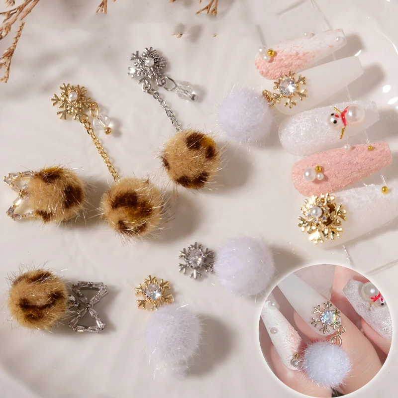 

2022 Autumn Winter Nail Pom Poms Zircon Jewelry Accessor Chain Nail Charms Snowflake Bowknot Leopard Hair Ball Nail Decoration