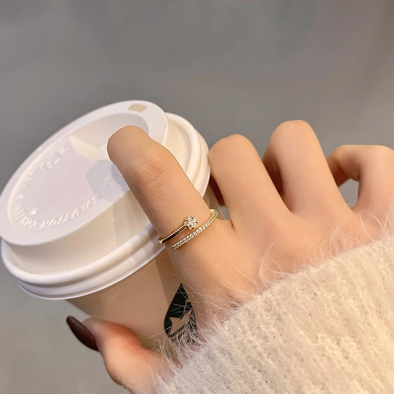 

2021 New Exquisite Zircon Gold Star Opening Rings For Women Fashion Korean Jewelry Luxury Wedding Party Unusual Girl's Rings