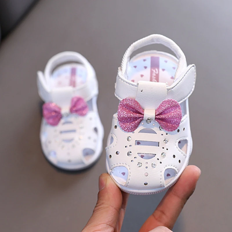 New Summer Sandals Shoes Cute Sweet Fashion Children Leathers Princesses Shoes For Girls Baby Breathable Hoolow Out Bow Shoes