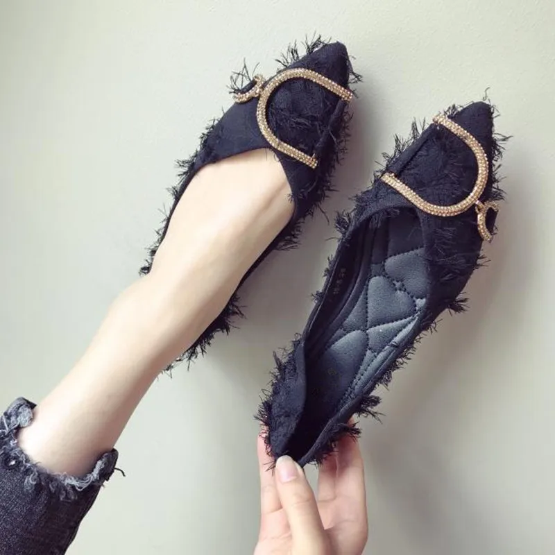 Женские туфли на плоской подошве повседневные с острым носком дизайнерская