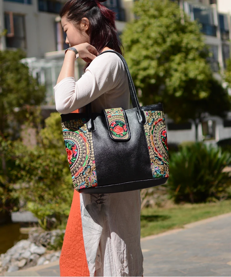

Chinesestyle embroidery pure handmade leather bag ethnic style retro leather large capacity handbag shoulder bag embroidered bag