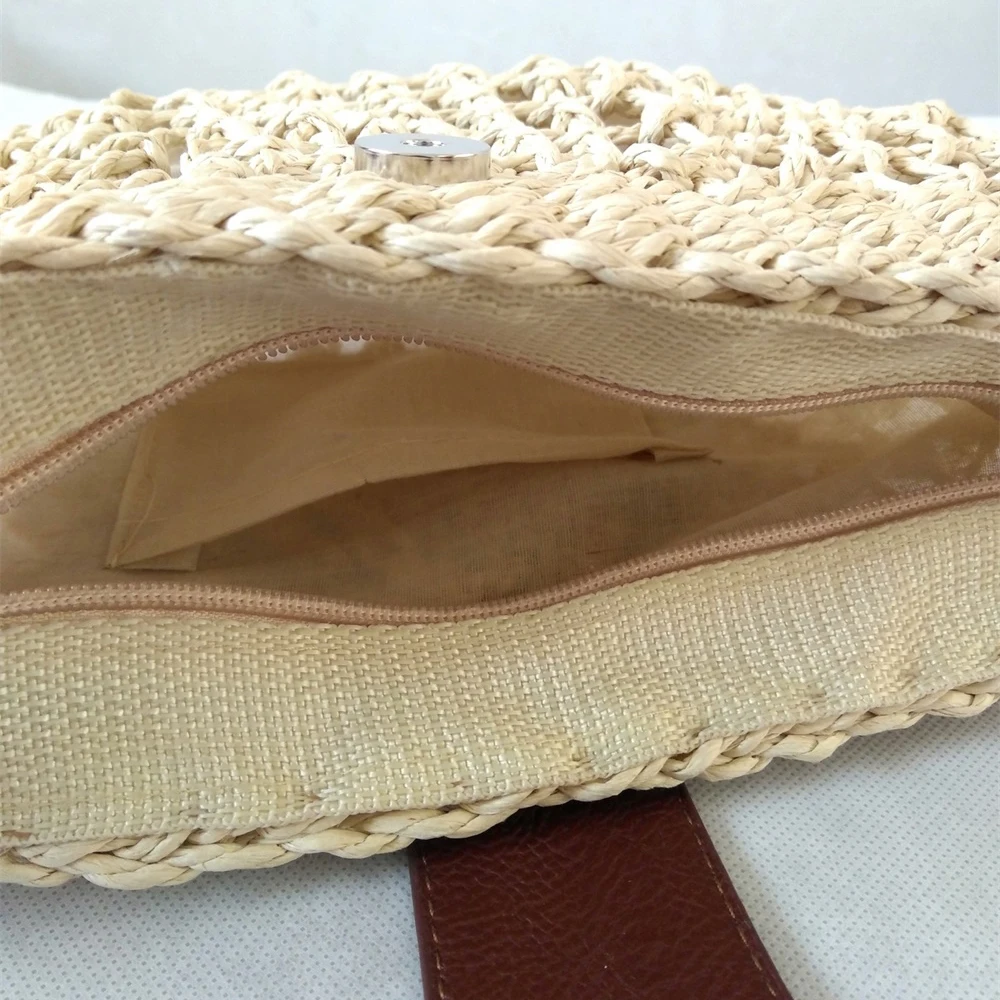 

New Women Straw Bags Handmade Crocheted Hollow Semicircular Shoulder Bag Retro Wild Messenger Bag Bohemian Vacation Beach Bag