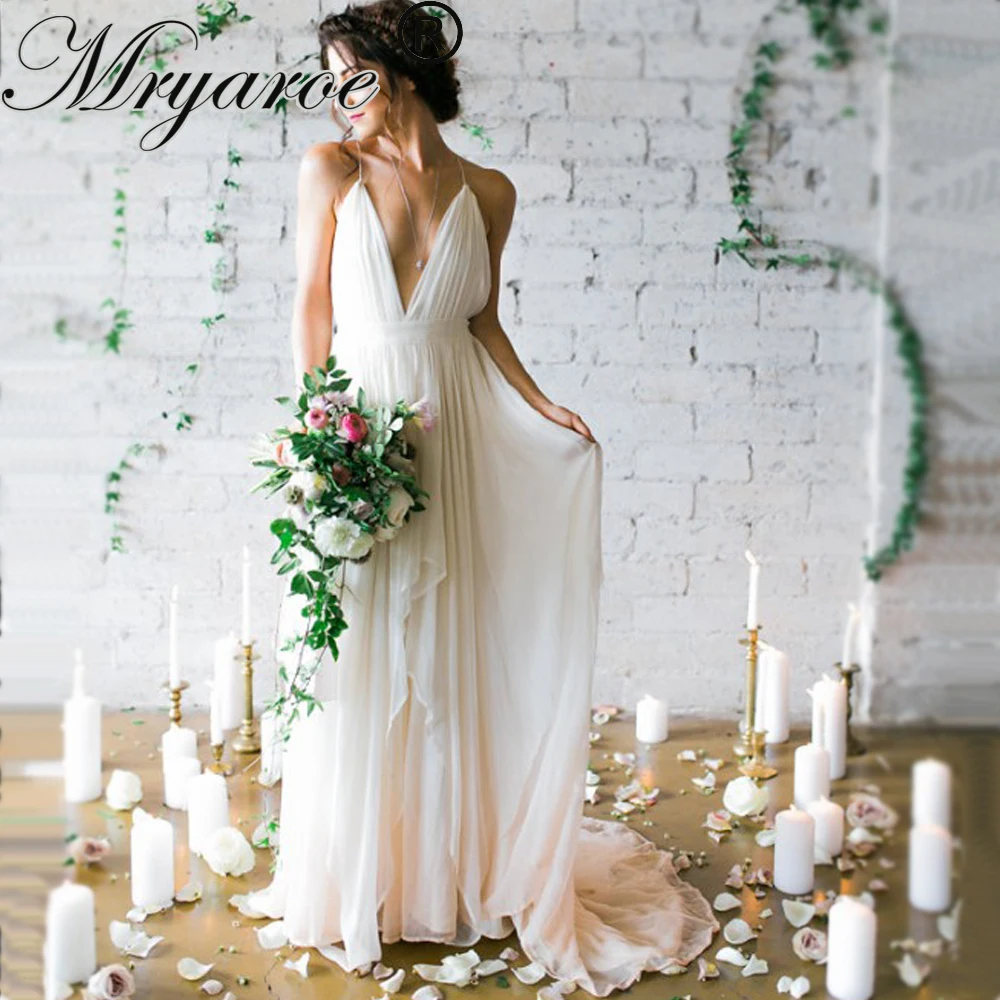 Платье Свадебное шифоновое с глубоким V образным вырезом и открытой