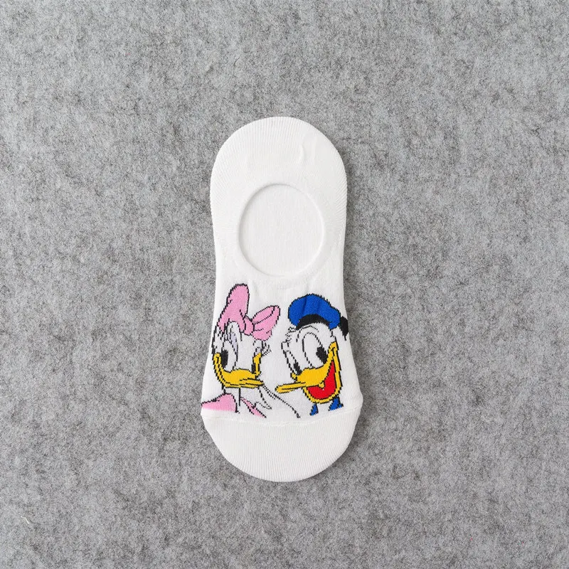 4 Women Cartoon Animal Mickey socks cute Kawaii ankle Donald Duck Socks invisible Silicone slip Socks girl Cotton boat sock - Color: 4