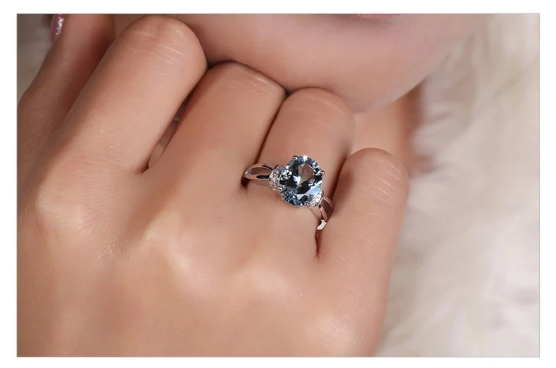 Женское кольцо в форме сердца из чистого золота 18 К с натуральным аквамарином |