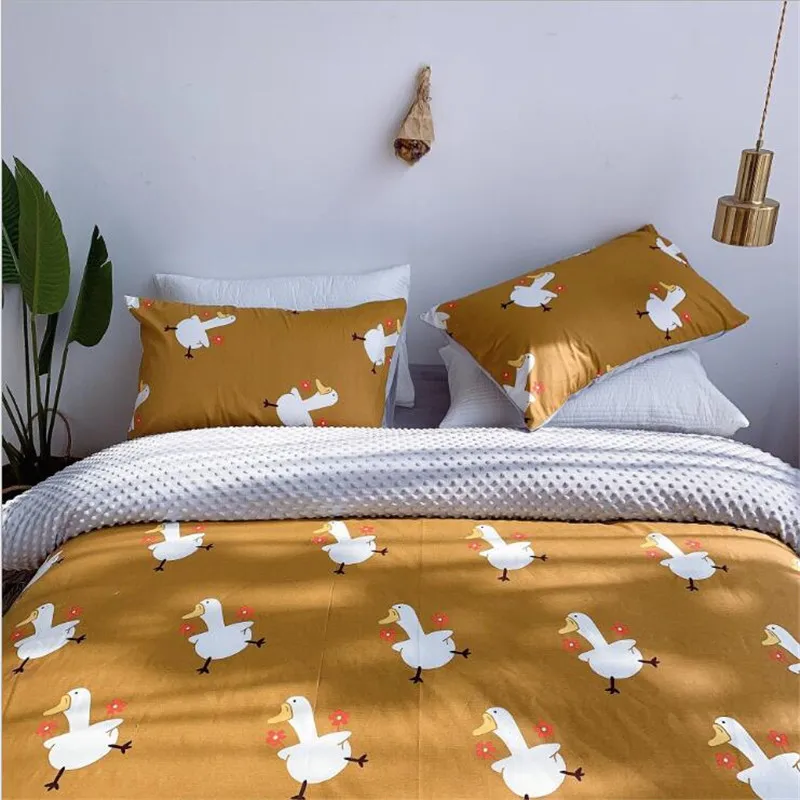 Комплект фланелевого постельного белья теплый комплект из 4 предметов