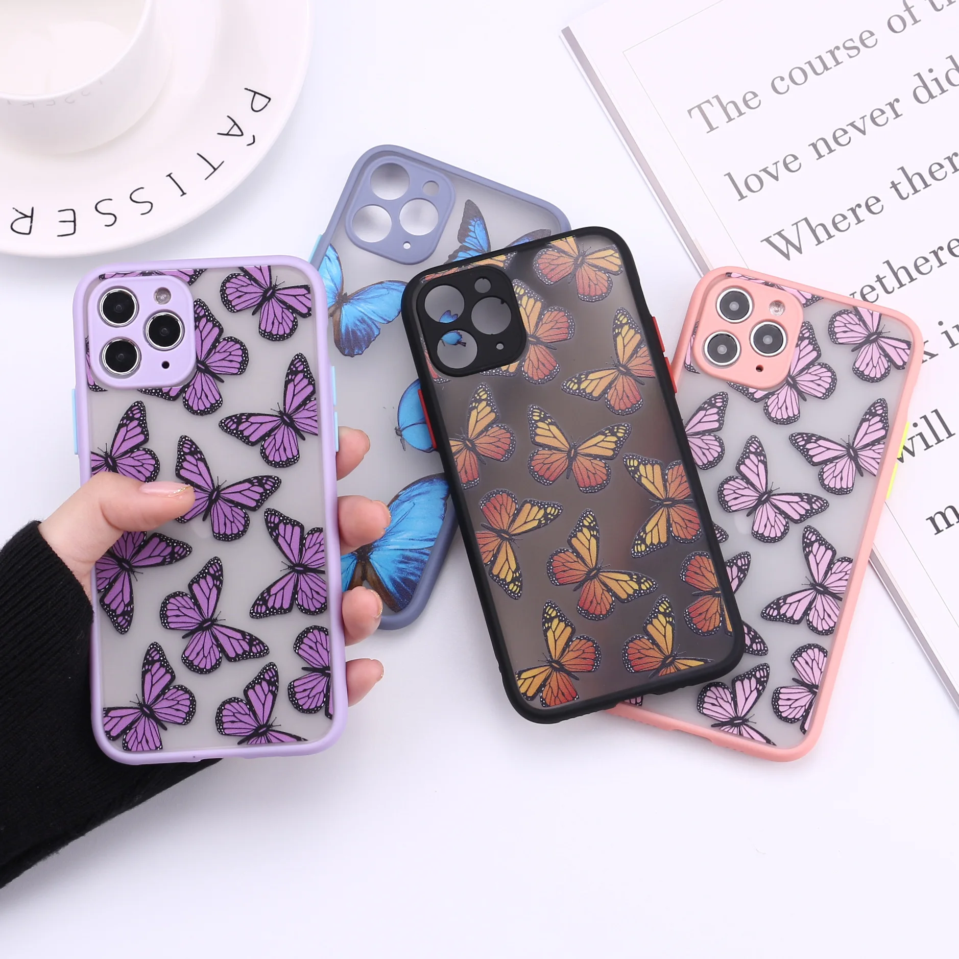

Cute 3D Relif Butterfly phone case for iphone 11 Pro Max XR XS MAX case silicone for iphone 7 8 Plus 12 pro max cover Christmas