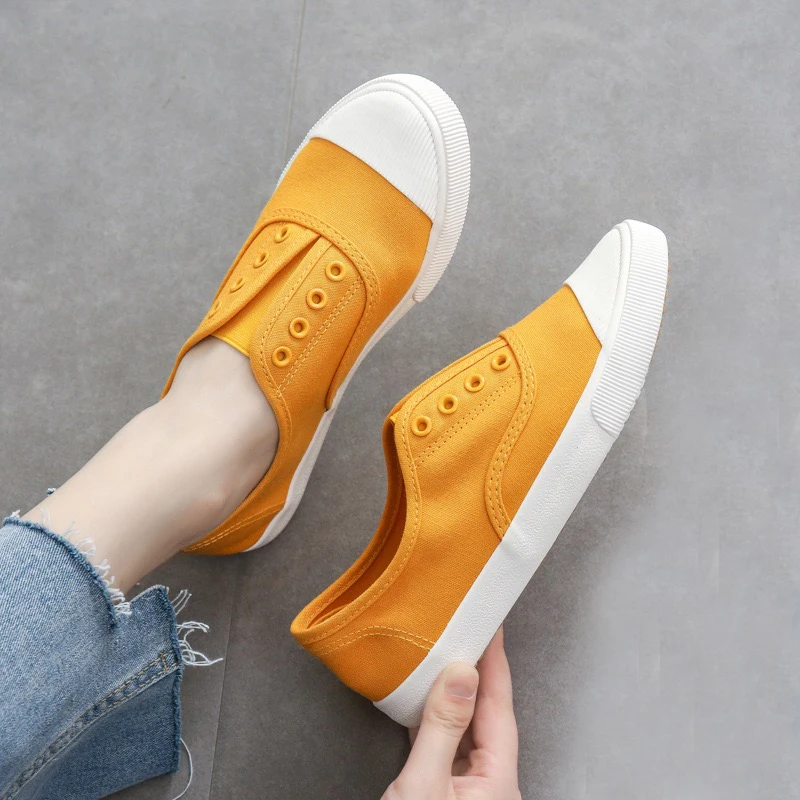 Women Canvas Shoes Comfortable Sneakers Slip On Flat Shoes Breathable Solid Loafers Mujer Sapatos