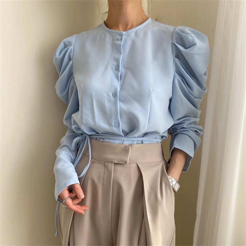 

Женский топ с рукавами-фонариками и круглым вырезом