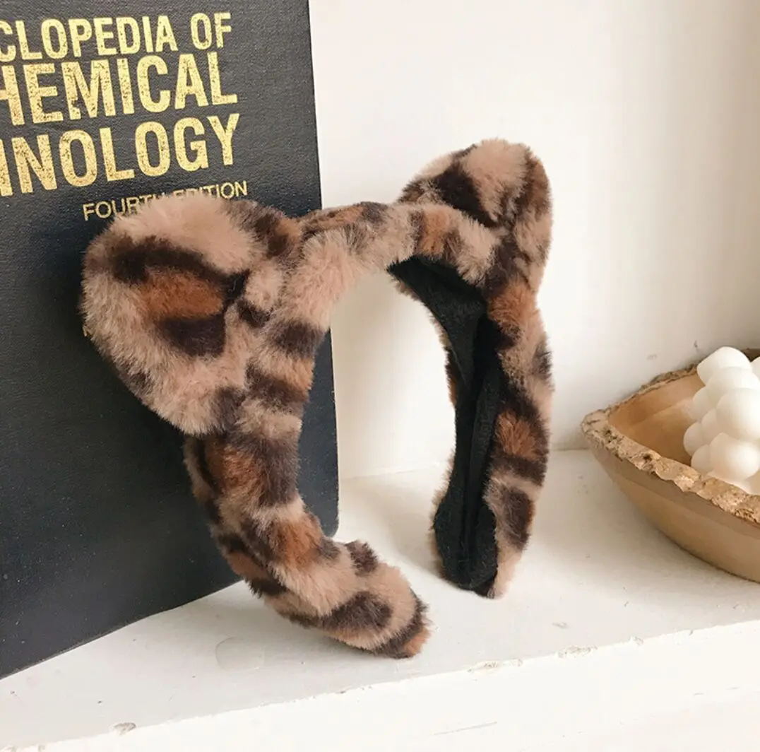 Женское средство для стирки лица женская мягкая тёплая фотография с кошачьими