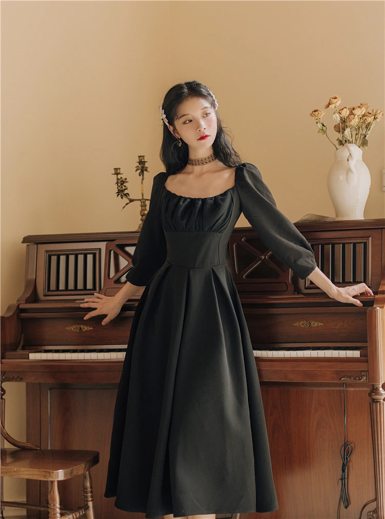 SWEETXUE Vintage black dress Sexy Square Collar Puff Sleeve Black Pleated High Waist Comfort Elegant Club Fashion Women Dresses