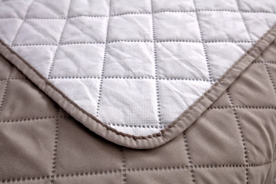 Чехол на диван протектор для диванов собак детских домашних животных