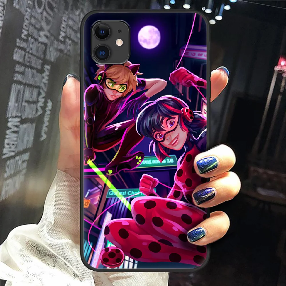 

Seven Star Ladybug Girl Anime Phone Case For Iphone 5 5S SE 2020 6 6S 7 8 Plus 11 12 Mini X XS XR Pro Max black Waterproof Tpu