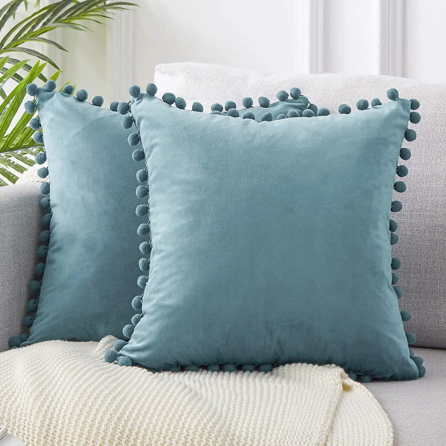

Green Blue Grey Pink Solid Velvet Decorative Pillows Case Soft Velvet Cushion Cover With Pompom Ball Sofa Pillow Cover 30x50cm