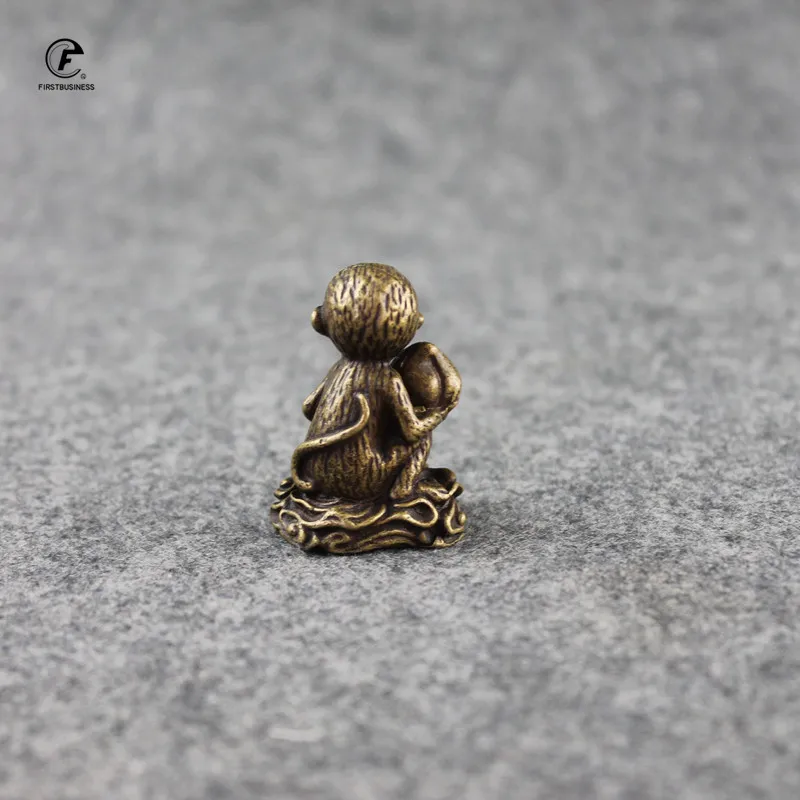 Винтажная медная обезьяна Персиковое настольное украшение Твердые Латунные фигурки животных обезьяны