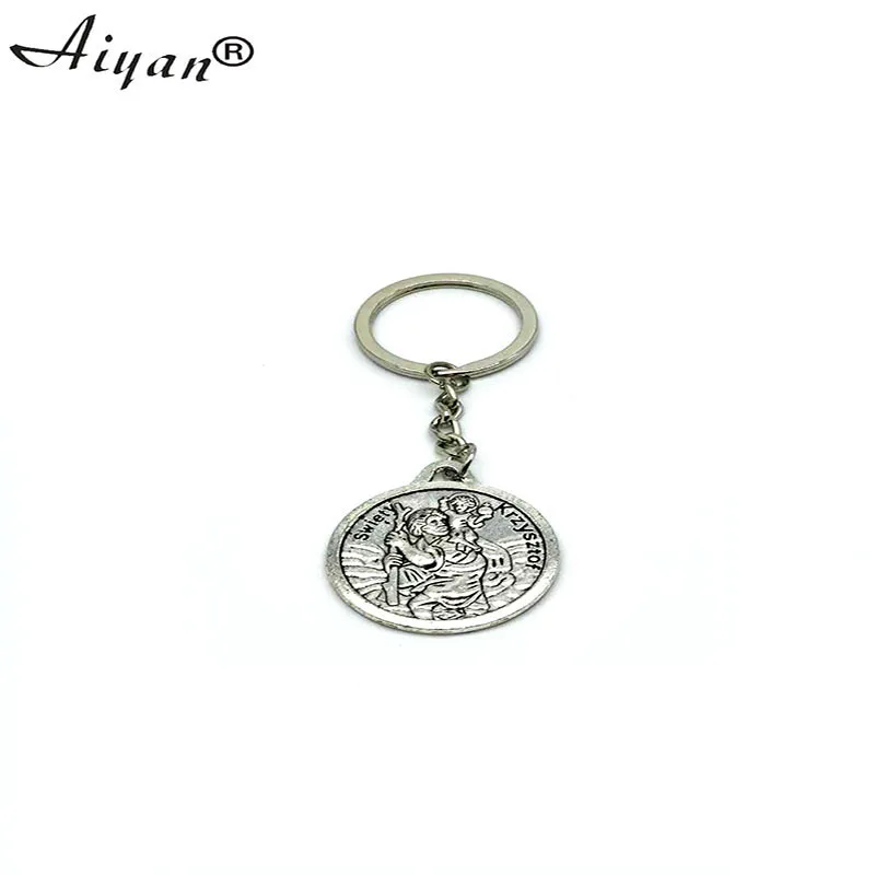 

Religious Saint Christopher Key chain Jesus Alloy Christmas gift Both men and women can be given as gifts or used in prayer