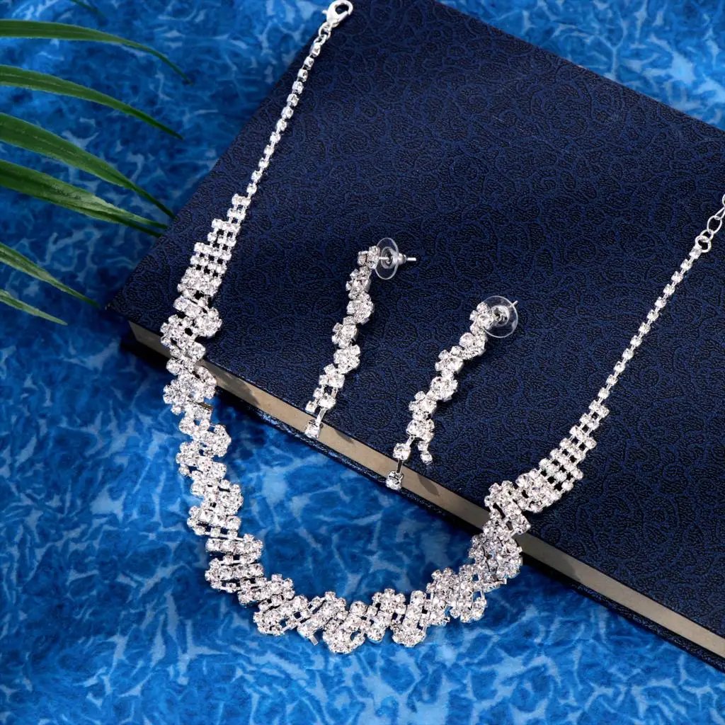 

Crystal Wedding Bridal Jewelry Set For Women Necklace Dangle Earrings Set Bride Wedding Jewelry Accessories
