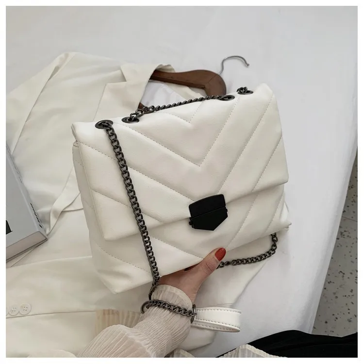 

V-line Crossbody Messenger Bag For Women 2021 Fashion Sac A Main Female Shoulder Flaps Femme Handbags And Purses With Chains