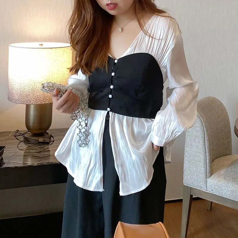 

Large Size Dress Large Girl's Fashion Stitching Fake Two-Piece Shirt V-neck Strapless Bra Long-Sleeved Upper Garment Female